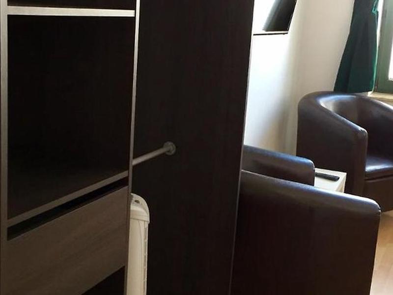 99B6E2AA09936E6D981F7D4EAA11C1FA