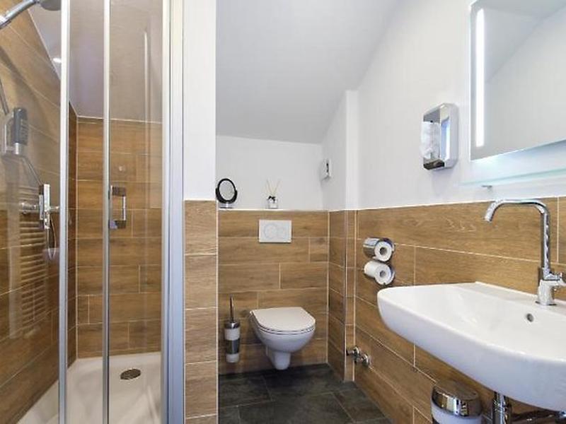 D4D19F02B1F64C385228451CA6B8E4EF