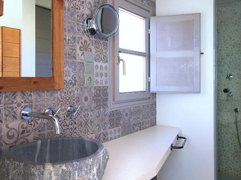 EF8A7ED23B37EF0069349C9DB654493E