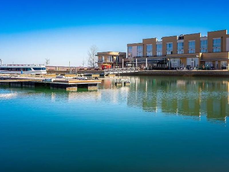 70C90FE72C20E4F354E5AF2C7FAB4A74