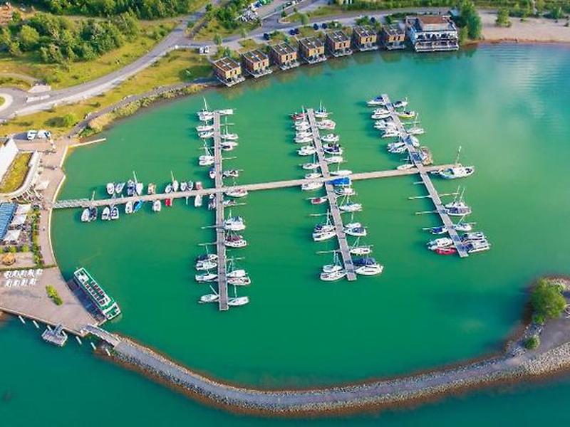 11EDE10DE5F9C02DECBBAC7D473B1BDF