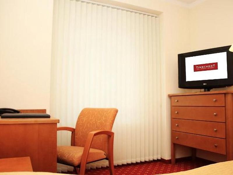 5FB0A19AEA5D353D6250C5BD3AAC73CD