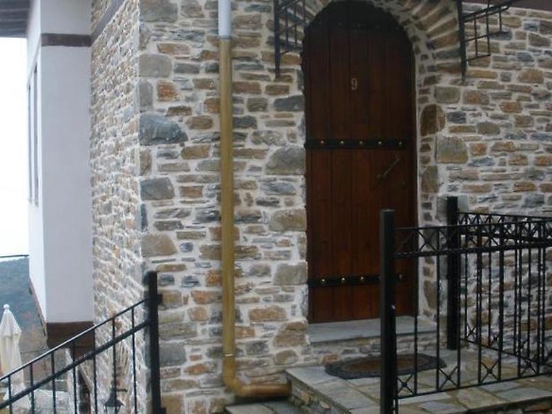 A2FA9A5967AAE2A175813432D5F83B4E