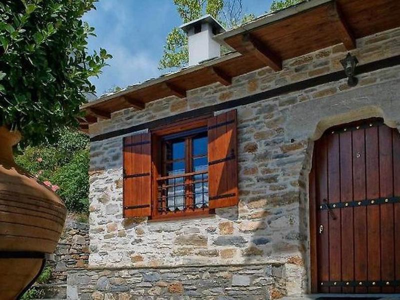 D2542BCD95D8E1F405F2D2B69E0F3992