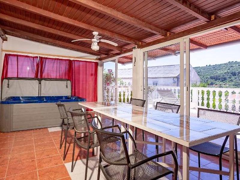 8E990FFC4092CCBBCEA7A5960BD34A59