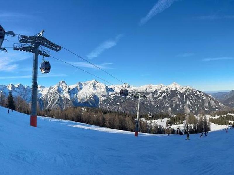 91E246E9F85B799F6FE63E324C02DAB0