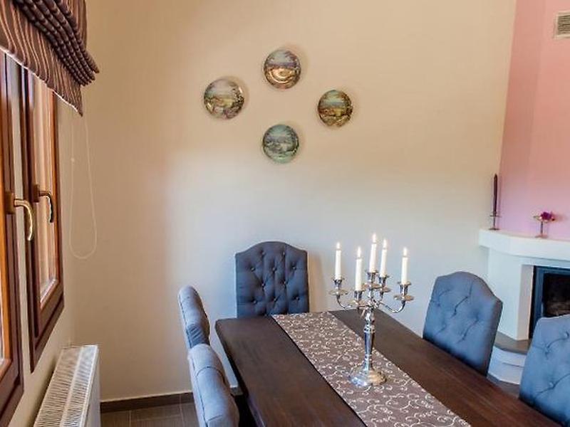 40F22404C9EAFB5DE88A4E28967AA442