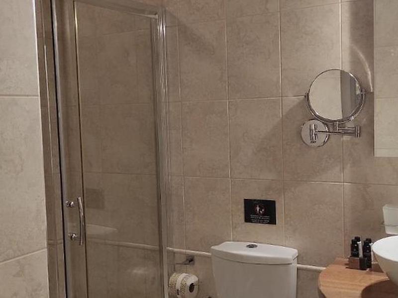 2BDD31F4DD9CE7B7BEAC6851C8E2A284