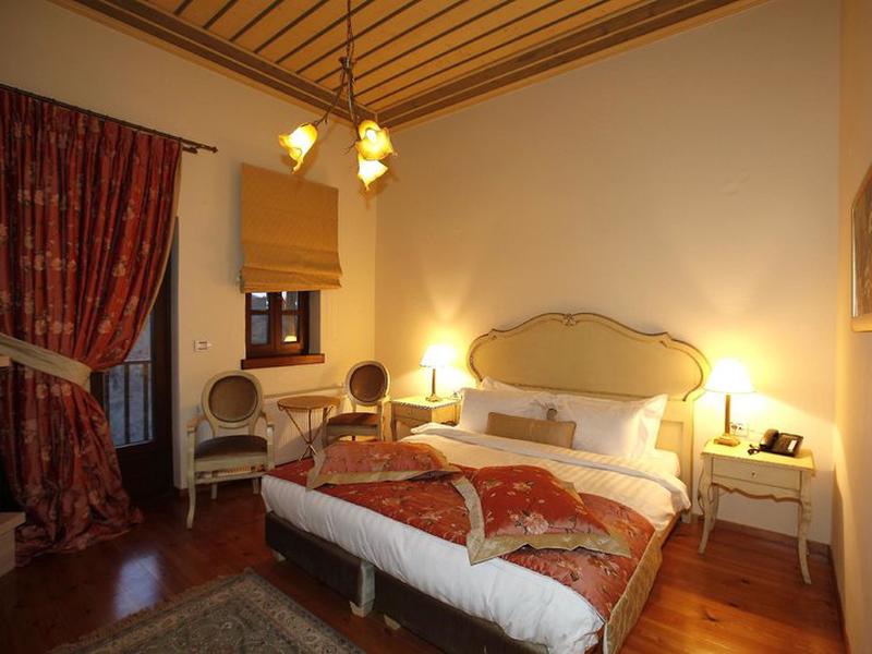 4C02FDED9465254D63DB1FC7D125B3A1