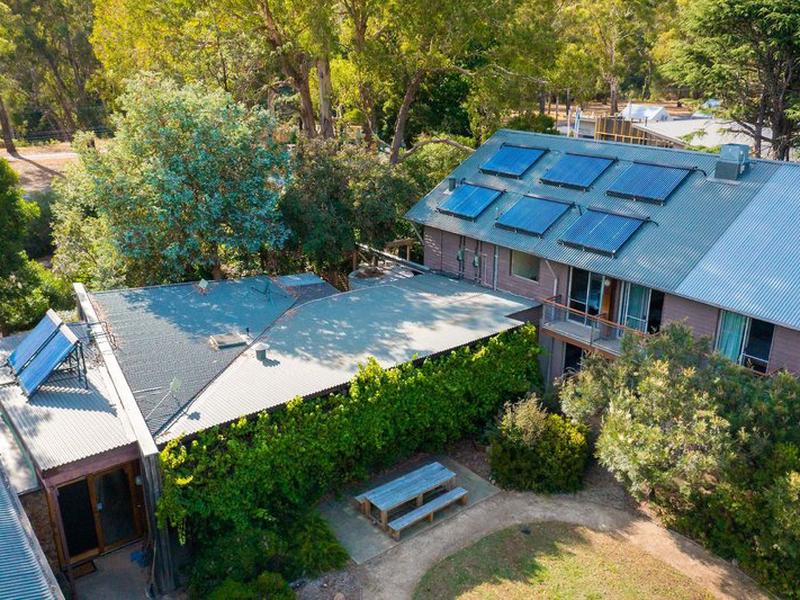 1A985ED8581FDE7520E50DED2215404A