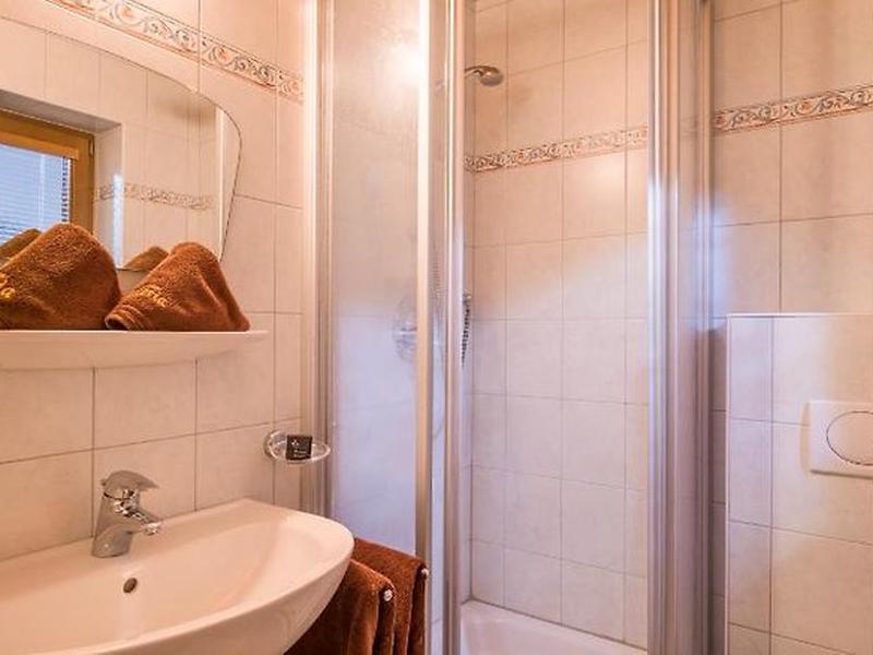 285DABF1D8DFE248D2F1ADD73605BED7