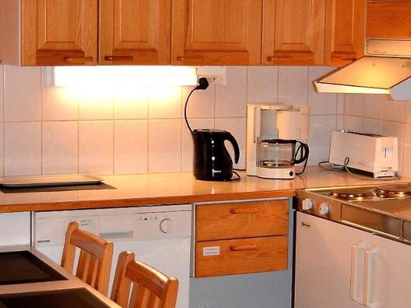 8D54891E835B5972E896AD354FE7330A