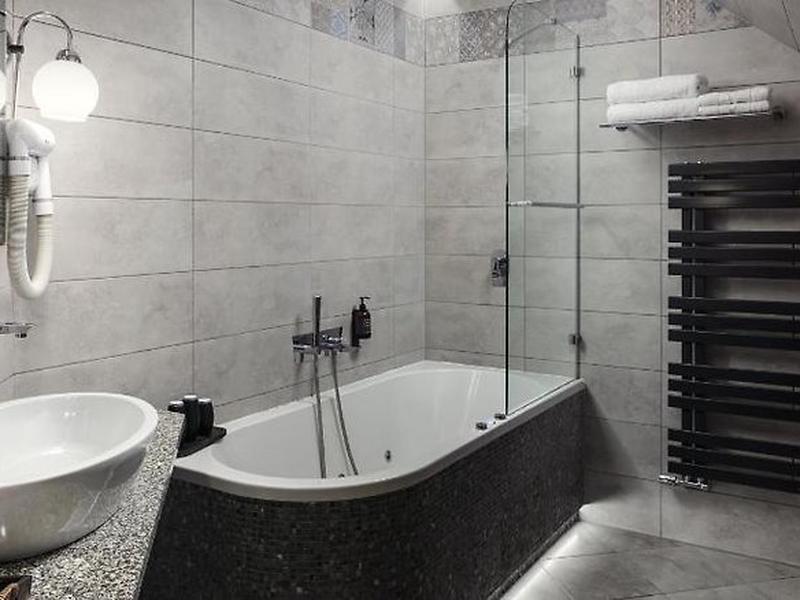 95CB5C023A9C6C25B43B4769ACF6FC27