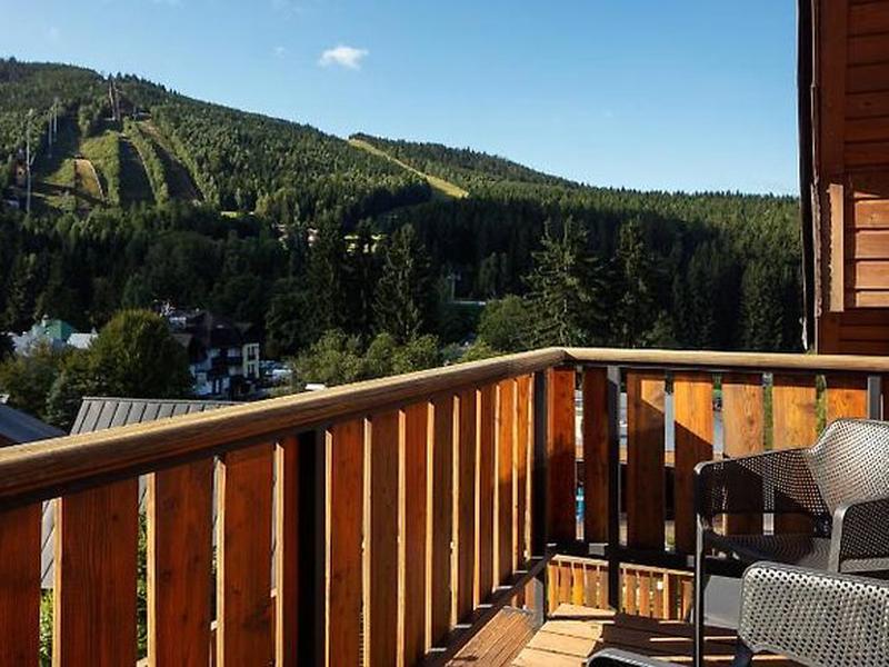 9C802037FDFD3E9BD9260AB2EA85AD71