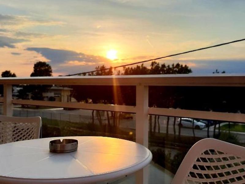 5D35DD4EB2EF08CA1B4987DCBADDFA73