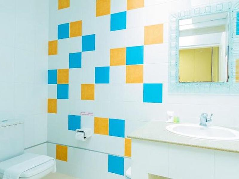 EF65787D2F97380DF5FAA373013D392D