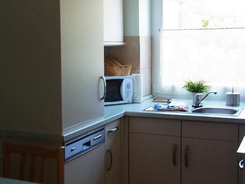 0D7B6BC0A6FAD2918C8FED01DE933E7B