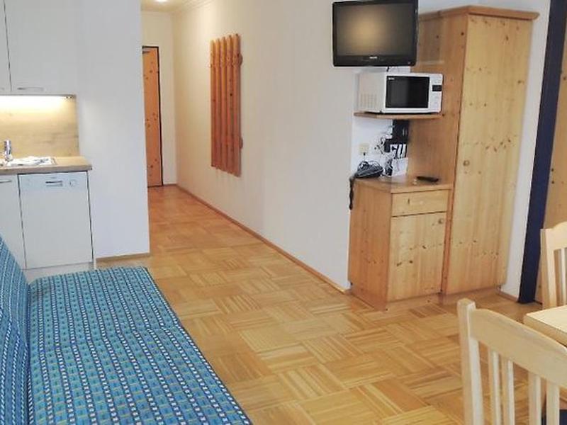 EF715EC9F3CC8D6B5C14263693714A43