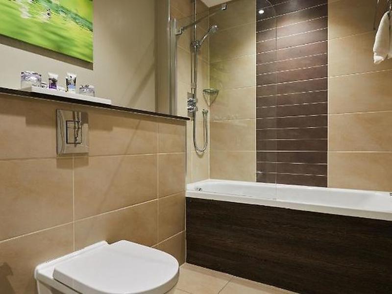 F218062A02AE86E7B7F3826618199CCA