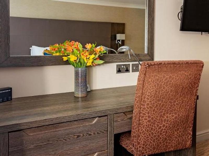 1FCC85409F4B764583C1B77F5DA22738