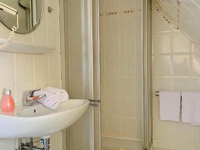 A66C50B6CFEC024BCE04FAF815CA6AC0