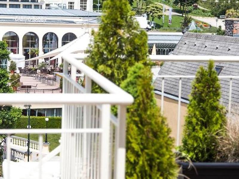 AE614D09C709CC8AB1F84DC1AF966C9E