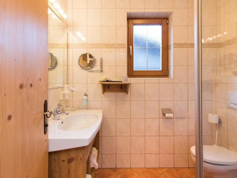 8F9D31E2FE5A992AF94734C0885D66F8