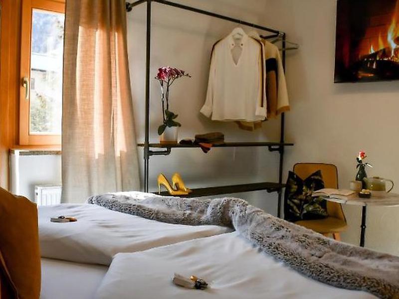 A81EE4CEBAEEB3E978765A9B3286BB62