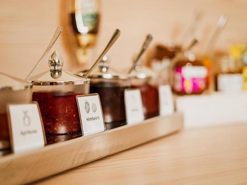 69AAB730D50E11E83772E48A2C2894C3