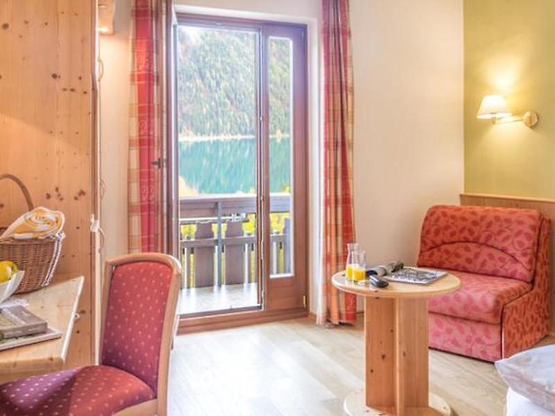 738D9C110758B58DA76002B6753C8B8B