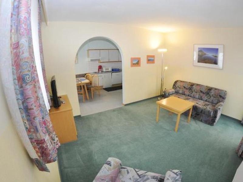 9966356FE66D707345F64F51582F7DB7