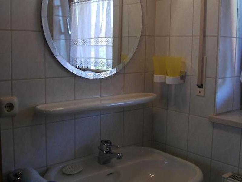 619033E4DF7D84251C2385E7CE9648A8