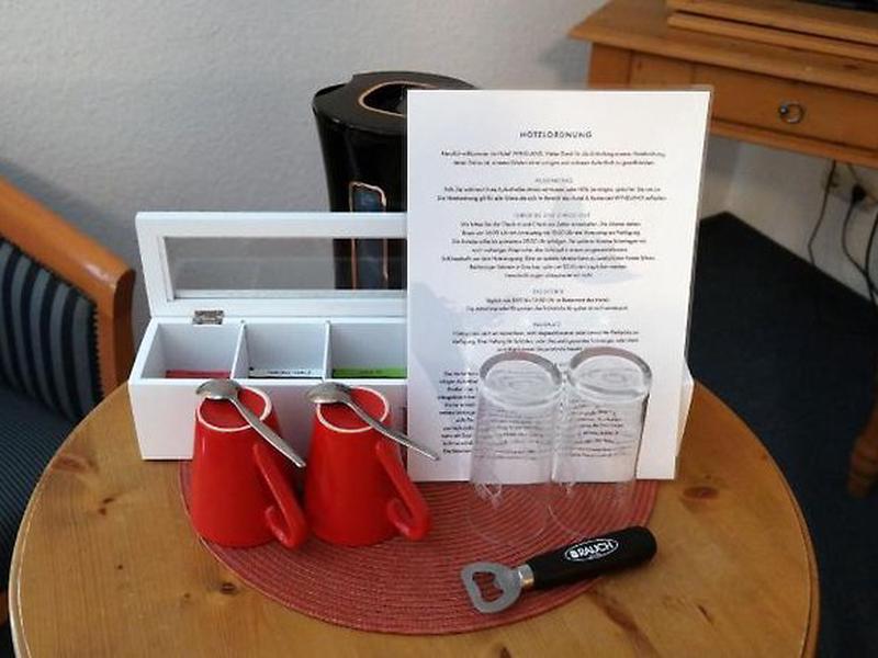 EDCFBCFEEF38F3857CBA41FE81B3F19D