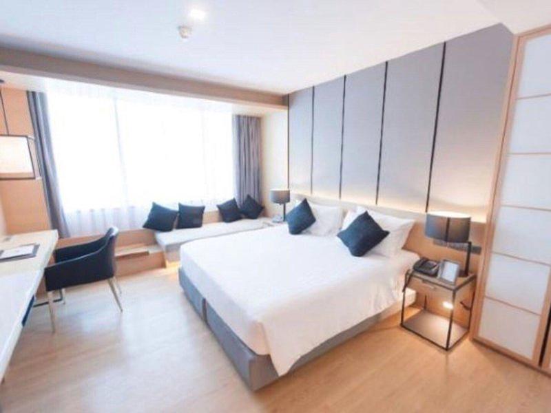 596B7BA479B46BD1F1881AF78A1DCAF4