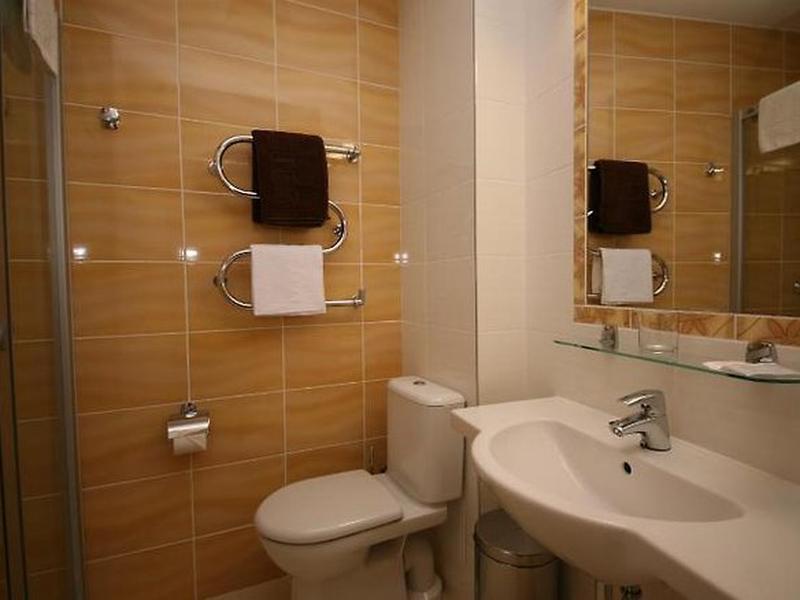 A26CA3B119D721A17678C4E46D3086F8