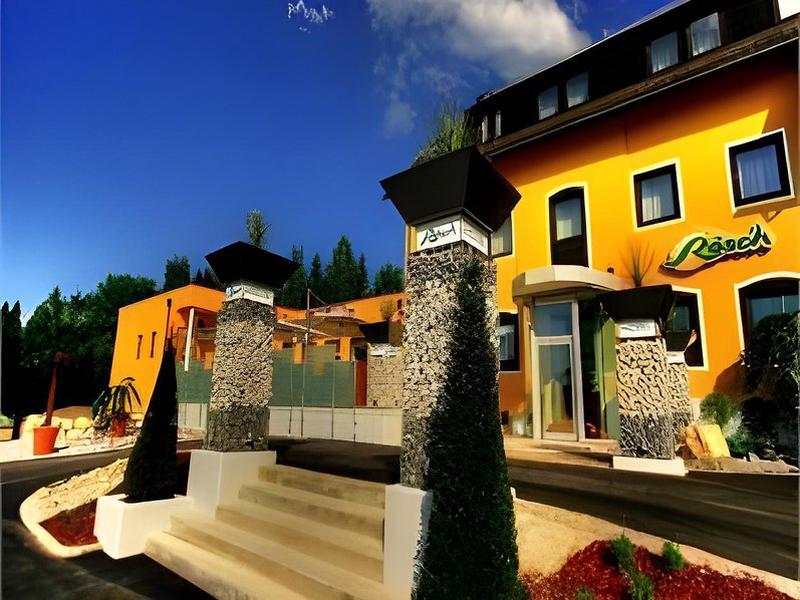 747F78B0FCFC2A35F7D4B7E2AEA45A37