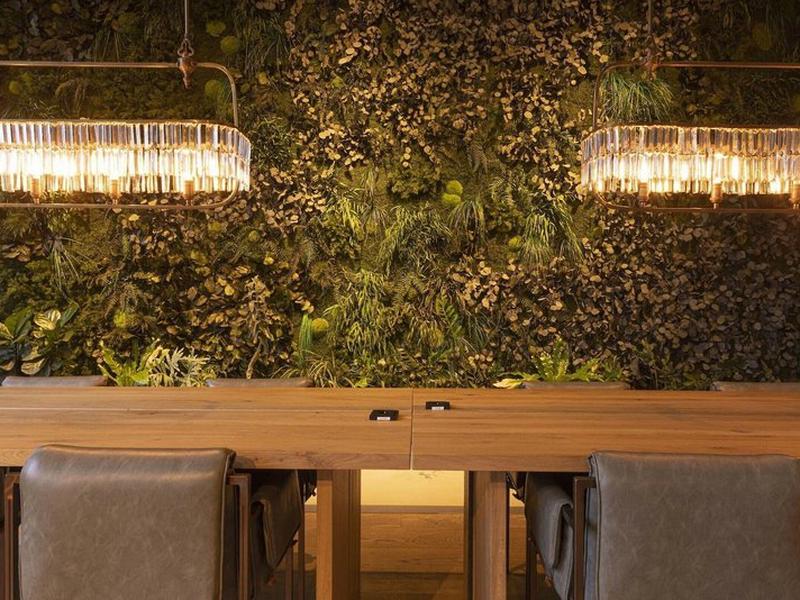 0C095A94000967C6BE57CB765BE806DA