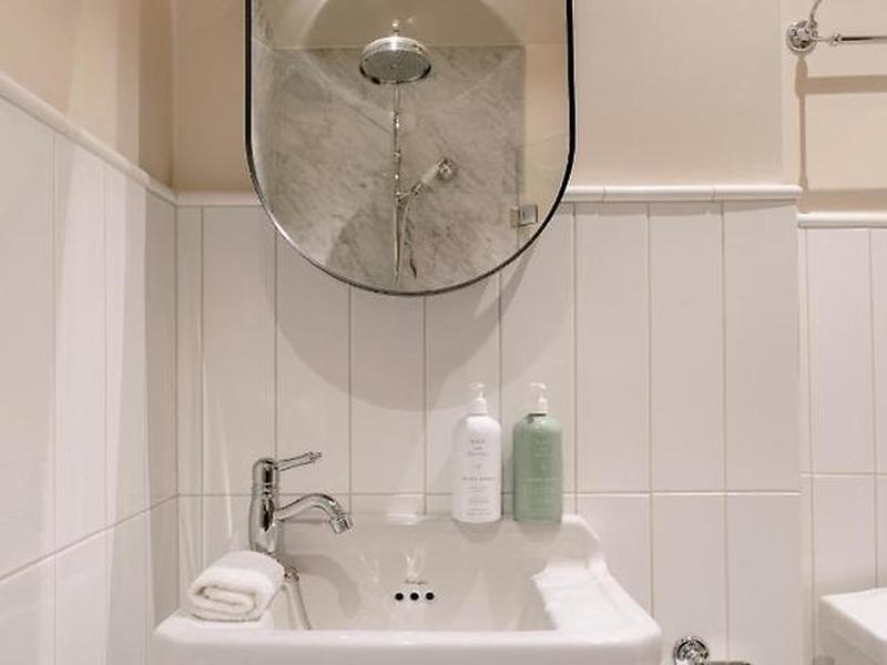 4AC1E530267CCCBB8BEB7EB9FB5968B4