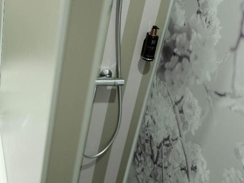 AA409544646CD304642D0F0D6D287CFC