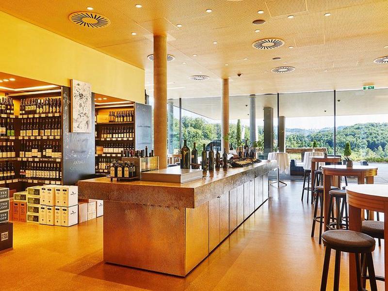 F5FEA96FE39720E99CC1C7F951553B77