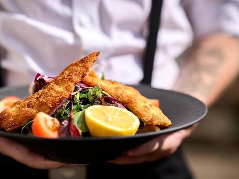 0133A3AC8E45E996E6E037F288FC7A94