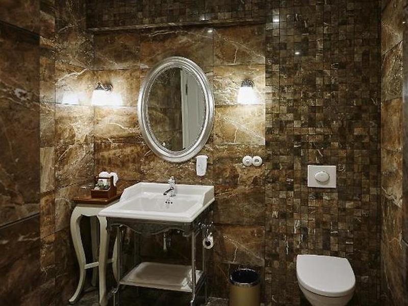 306A5088B7436352B264385ED46E5E29