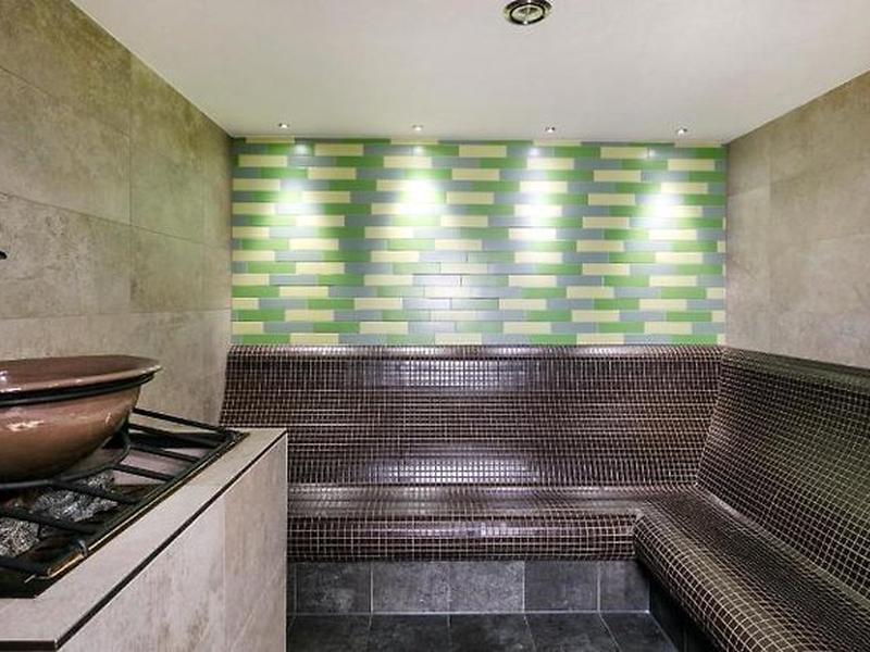 A30144278F16225225F289623F35C5F2