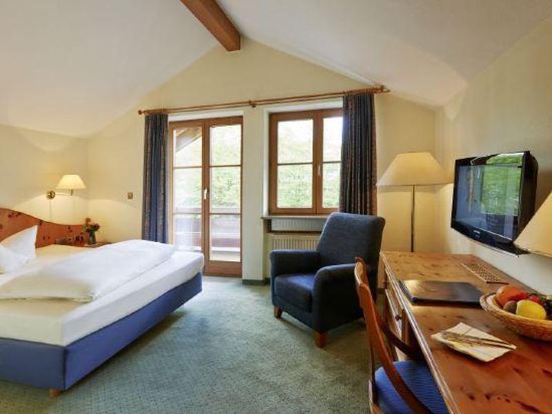 FC90CDD88D5E10642B45AD658B40513D