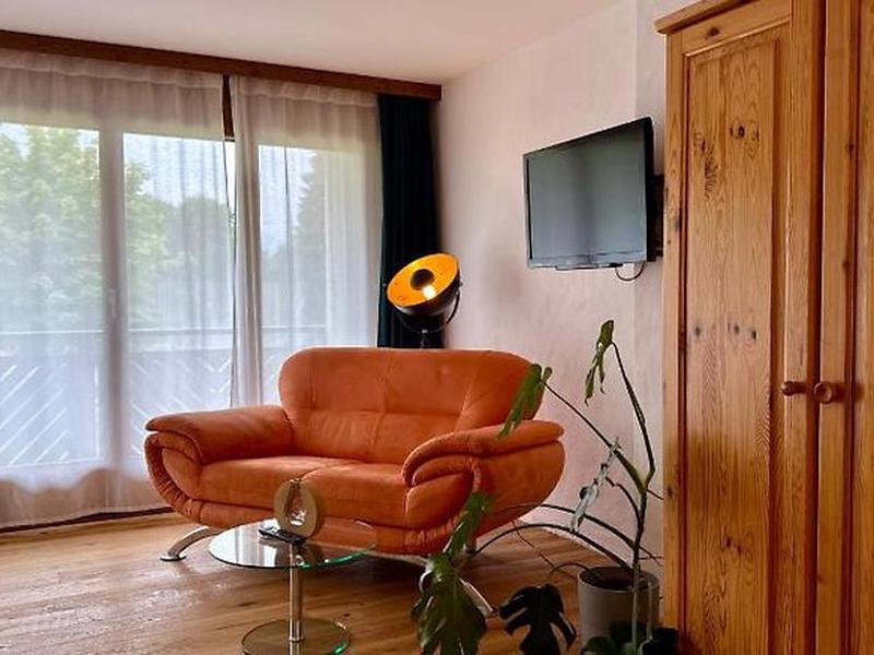 44D72DEB2C18C69B190472F6CED5E2E2