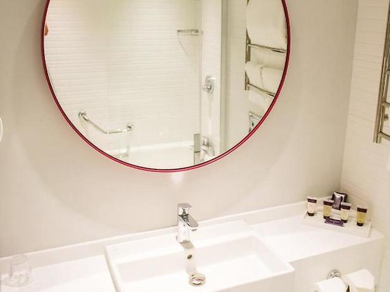 5B5CF9A1E572A6084E2E7DCD9A340915