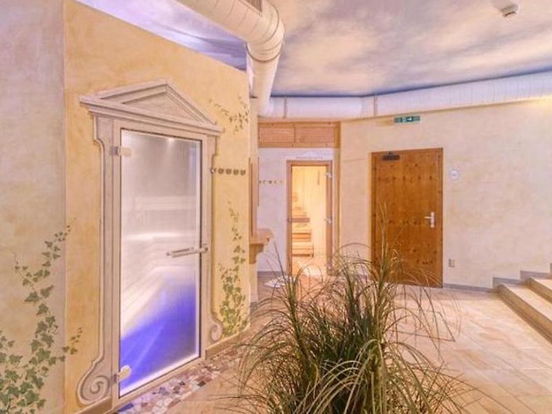 B99198E68C69BF193A67983400DFBE14