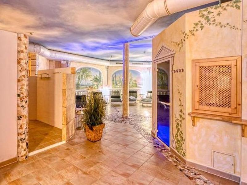 7D61FF49F4B8A70E7804F056EAADFAA7