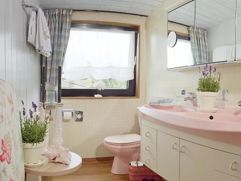 5DEA35620697CB36178D0CB0C979054E