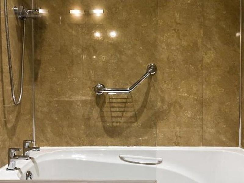 5ED9771FB68E10651EF77CF8024BBCDF